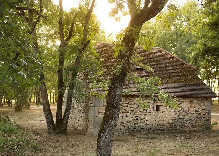 Le Bois De Faral Le Bastit