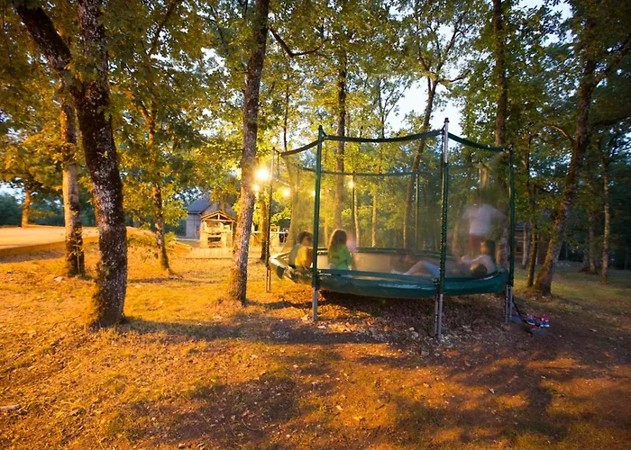 Le Bois De Faral Parco vacanze