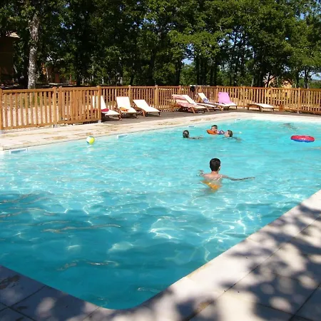 Le Bois De Faral * Le Bastit