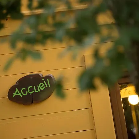 Le Bois De Faral Parque de vacaciones Le Bastit