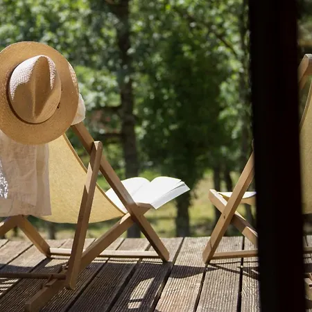 Le Bois De Faral Le Bastit