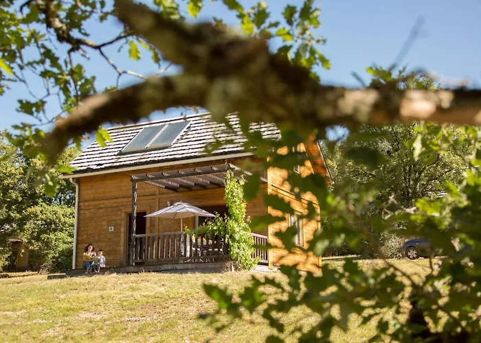 ホリデーパーク Le Bois De Faral